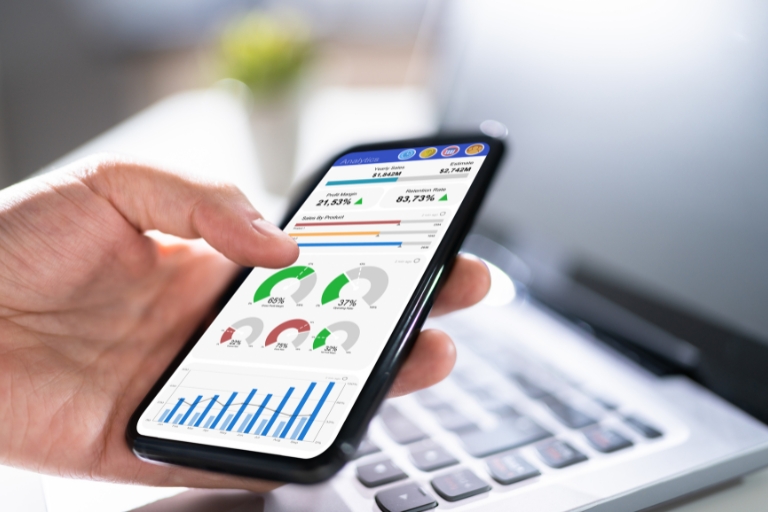 How to Use Mobile App Analytics to Drive Business Growth